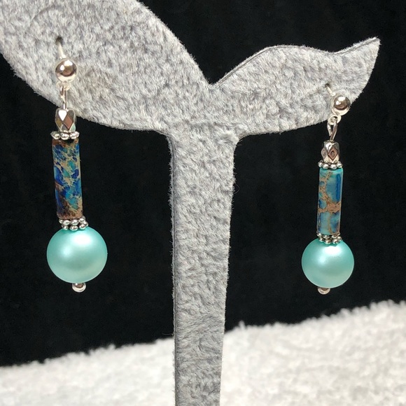 🦋✨Blue sea sediment Jasper and baby blue pearl like earrings -very pretty - Picture 8 of 8